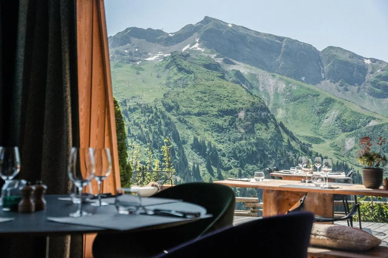 Hotel Mil8 Avoriaz 4*,